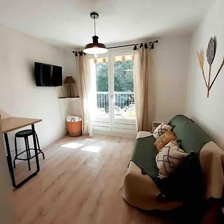 아파트 42- Beau Calme 50m De La *