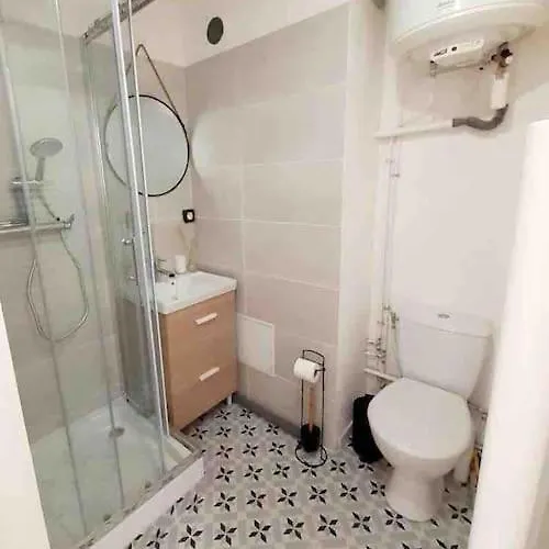 42- Beau Calme 50m De La *